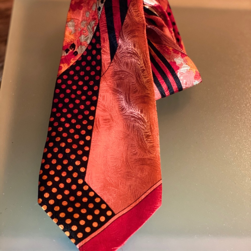 Bachrach “Art Deco” Silk Tie